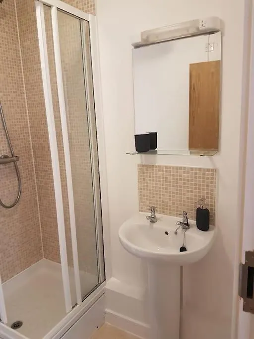 Cardiff Bay, City Centre Apartment